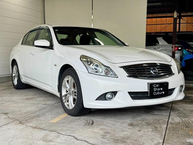 スカイライン 250GT Aパッケージ ドラレコ ETC 革調シートカバー パワーシート(5枚目)