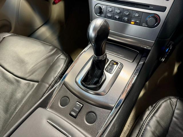 スカイライン 250GT Aパッケージ ドラレコ ETC 革調シートカバー パワーシート(30枚目)