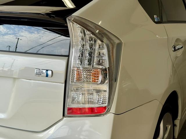 プリウス Sツーリングセレクション 純正HDDナビ バックカメラ 地デジ ETC Bluetooth LEDヘッドライト CD/DVD再生 ステアリングスイッチ オートエアコン エアロ 純正17インチAW ヘッドライトウォッシャー(16枚目)