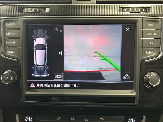 ゴルフＧＴＩ ベースグレード　禁煙車／衝突軽減ブ追従機能／純正ナビ／地デジＴＶ／バックカメラ／ＥＴＣ／純正１８インチアルミ／ローダウン／ＨＩＤヘッドライト／オートライト／パドルシフト／スマートキー／プッシュスタート（12枚目）