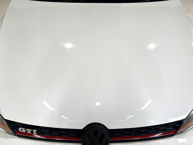 ゴルフＧＴＩ ベースグレード　禁煙車／衝突軽減ブ追従機能／純正ナビ／地デジＴＶ／バックカメラ／ＥＴＣ／純正１８インチアルミ／ローダウン／ＨＩＤヘッドライト／オートライト／パドルシフト／スマートキー／プッシュスタート（54枚目）