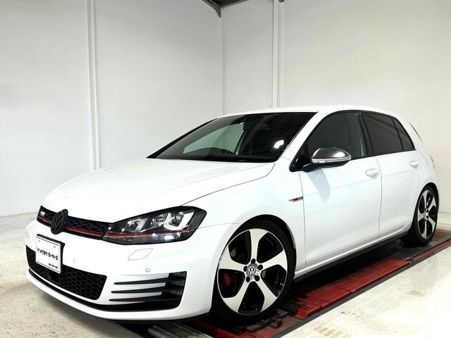 ゴルフＧＴＩ ベースグレード　禁煙車／衝突軽減ブ追従機能／純正ナビ／地デジＴＶ／バックカメラ／ＥＴＣ／純正１８インチアルミ／ローダウン／ＨＩＤヘッドライト／オートライト／パドルシフト／スマートキー／プッシュスタート（78枚目）