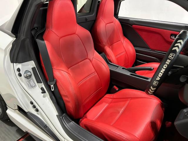 Ｓ６６０ α　ワンオーナー／禁煙車／６速ＭＴ／無限エアロ／無限エアロボンネット／無限グリル／柿本マフラー／Ｄｅｆｉブーストメーター／純正アルミ／社外ナビ／ＥＴＣ／赤シートカバー／ドリンクホルダー／ＬＥＤヘッドライト（19枚目）
