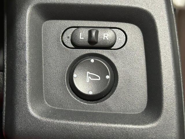 Ｓ６６０ α　ワンオーナー／禁煙車／６速ＭＴ／無限エアロ／無限エアロボンネット／無限グリル／柿本マフラー／Ｄｅｆｉブーストメーター／純正アルミ／社外ナビ／ＥＴＣ／赤シートカバー／ドリンクホルダー／ＬＥＤヘッドライト（26枚目）