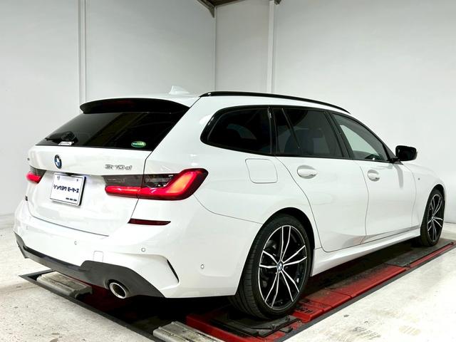 ３シリーズ ３２０ｄ　ｘＤｒｉｖｅツーリング　Ｍスポーツ　ワンオーナー／禁煙車／衝突軽減ブレーキ／追従機能／レーンキープ／純正ナビ／バックカメラ／Ｂｌｕｅｔｏｏｔｈ／ＥＴＣ／純正１９インチアルミ／ハーフレザー／シートヒーター／パワーバックドア／パドルシフト（4枚目）