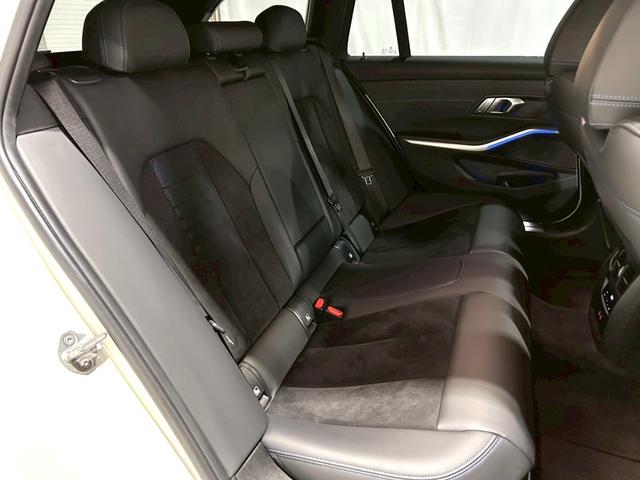 ３シリーズ ３２０ｄ　ｘＤｒｉｖｅツーリング　Ｍスポーツ　ワンオーナー／禁煙車／衝突軽減ブレーキ／追従機能／レーンキープ／純正ナビ／バックカメラ／Ｂｌｕｅｔｏｏｔｈ／ＥＴＣ／純正１９インチアルミ／ハーフレザー／シートヒーター／パワーバックドア／パドルシフト（23枚目）