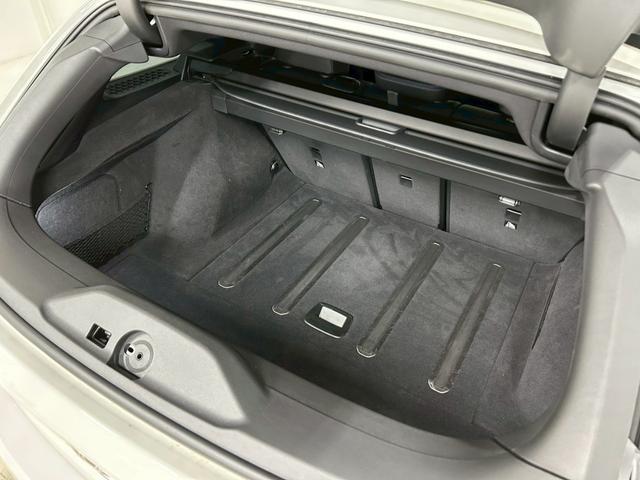３シリーズ ３２０ｄ　ｘＤｒｉｖｅツーリング　Ｍスポーツ　ワンオーナー／禁煙車／衝突軽減ブレーキ／追従機能／レーンキープ／純正ナビ／バックカメラ／Ｂｌｕｅｔｏｏｔｈ／ＥＴＣ／純正１９インチアルミ／ハーフレザー／シートヒーター／パワーバックドア／パドルシフト（25枚目）