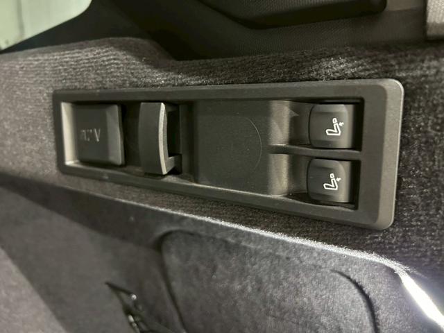 ３シリーズ ３２０ｄ　ｘＤｒｉｖｅツーリング　Ｍスポーツ　ワンオーナー／禁煙車／衝突軽減ブレーキ／追従機能／レーンキープ／純正ナビ／バックカメラ／Ｂｌｕｅｔｏｏｔｈ／ＥＴＣ／純正１９インチアルミ／ハーフレザー／シートヒーター／パワーバックドア／パドルシフト（46枚目）