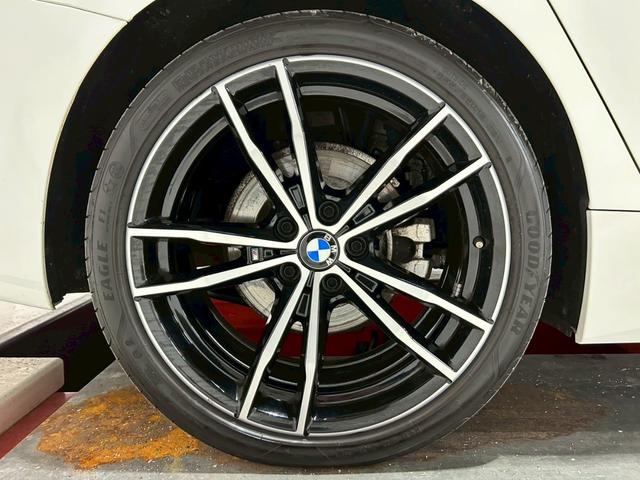 ３シリーズ ３２０ｄ　ｘＤｒｉｖｅツーリング　Ｍスポーツ　ワンオーナー／禁煙車／衝突軽減ブレーキ／追従機能／レーンキープ／純正ナビ／バックカメラ／Ｂｌｕｅｔｏｏｔｈ／ＥＴＣ／純正１９インチアルミ／ハーフレザー／シートヒーター／パワーバックドア／パドルシフト（70枚目）