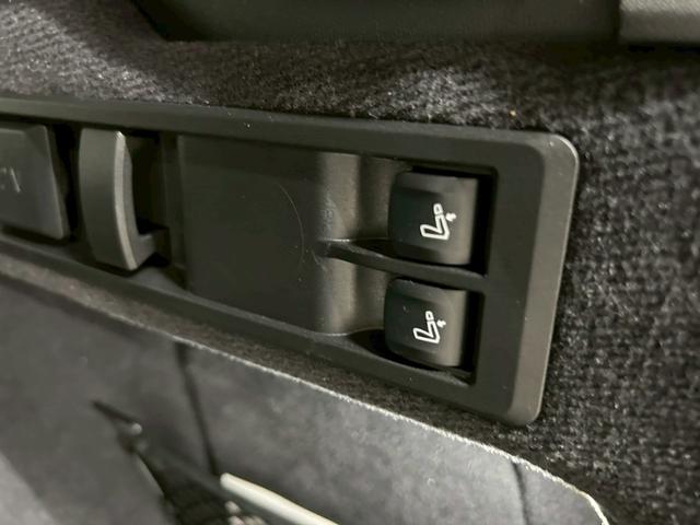 ３シリーズ ３２０ｄ　ｘＤｒｉｖｅツーリングＭスポツＥＤジョイ＋　禁煙車／衝突軽減ブレーキ／追従機能／パノラマガラスサンルーフ／純正ナビ／全方位カメラ／ＥＴＣ／Ｂｌｕｅｔｏｏｔｈ／前後ドラレコ／純正１９ＡＷ／Ｈ＆Ｒローダウンサス／ハーフレザーシート／シートヒーター（27枚目）
