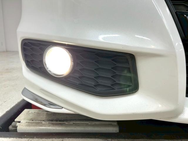オデッセイ アブソルート・ＥＸ　禁煙車／衝突軽減ブレーキ／黒本革シート／純正ナビＴＶ／純正フリップダウンモニター／全方位カメラ／Ｂｌｕｅｔｏｏｔｈ／ＥＴＣ／ＨＫＳ車高調／純正１８インチアルミ／両側パワースライド／シートヒーター（45枚目）