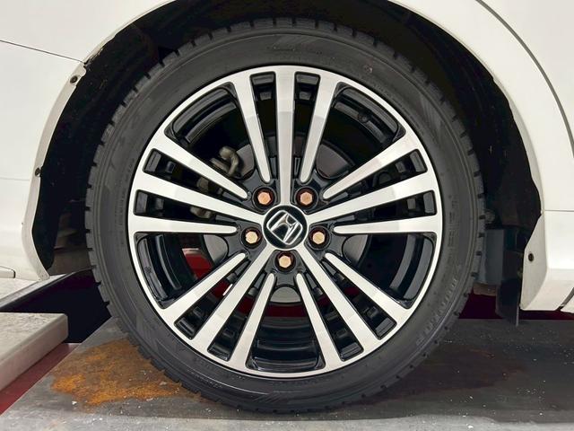 オデッセイ アブソルート・ＥＸ　禁煙車／衝突軽減ブレーキ／黒本革シート／純正ナビＴＶ／純正フリップダウンモニター／全方位カメラ／Ｂｌｕｅｔｏｏｔｈ／ＥＴＣ／ＨＫＳ車高調／純正１８インチアルミ／両側パワースライド／シートヒーター（63枚目）