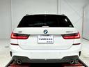 ３シリーズ ３２０ｄ　ｘＤｒｉｖｅツーリング　Ｍスポーツ　ワンオーナー／禁煙車／衝突軽減ブレーキ／追従機能／レーンキープ／純正ナビ／バックカメラ／Ｂｌｕｅｔｏｏｔｈ／ＥＴＣ／純正１９インチアルミ／ハーフレザー／シートヒーター／パワーバックドア／パドルシフト（5枚目）