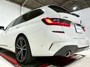 ３２０ｄ　ｘＤｒｉｖｅツーリング　Ｍスポーツ　ワンオーナー／禁煙車／衝突軽減ブレーキ／追従機能／レーンキープ／純正ナビ／バックカメラ／Ｂｌｕｅｔｏｏｔｈ／ＥＴＣ／純正１９インチアルミ／ハーフレザー／シートヒーター／パワーバックドア／パドルシフト（64枚目）