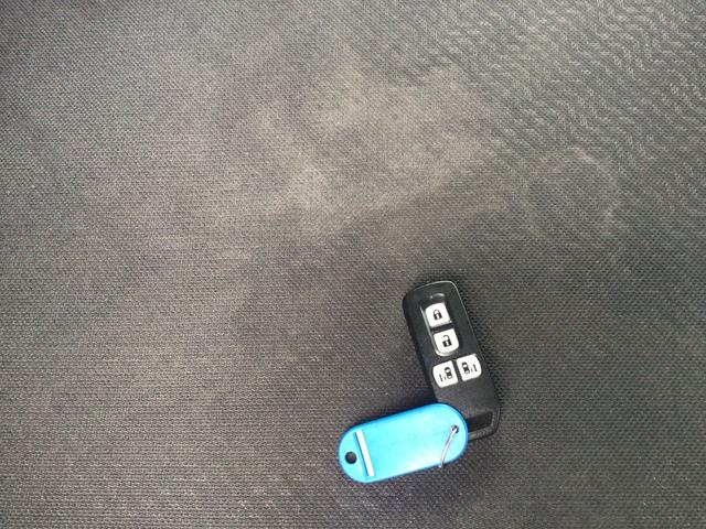 Ｎ－ＢＯＸ Ｇ　ＳＳパッケージ　ＥＴＣ　バックカメラ　両側パワースライドドア　車検令和９年９月まで　純正ナビ　プッシュスタート　アルミホイール（8枚目）