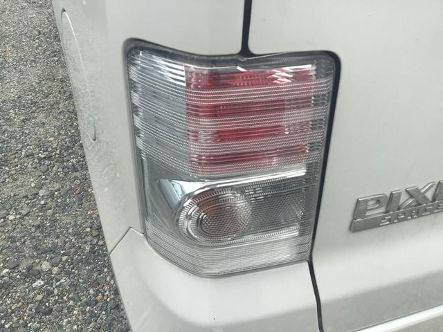 ピクシススペース カスタム　Ｇ　事業用黒ナンバーローン取扱　車検令和９年１１月まで　純正ナビ　バックカメラ　スマートキー　エコアイドル　ディスチャージヘッドライト（11枚目）