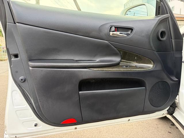 ＧＳ ＧＳ４５０ｈ　ＨＩＤヘッド／ＡＦＳ／クルーズコントロール／フロントフォグ／パワーシート（運転席　助手席）／電動サンシェード／純正ナビ／バックカメラ／ＥＴＣ（39枚目）