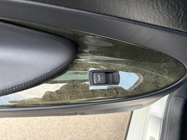 ＧＳ ＧＳ４５０ｈ　ＨＩＤヘッド／ＡＦＳ／クルーズコントロール／フロントフォグ／パワーシート（運転席　助手席）／電動サンシェード／純正ナビ／バックカメラ／ＥＴＣ（42枚目）