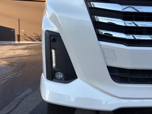 ルーミー カスタムG ユーザー買取/ワンオーナー/LEDヘッド/フォグランプ/衝突軽減装置/クリアランスソナー/純正ナビ/バックカメラ/ETC/フルセグTV/ブルートゥース/シートヒーター/タイヤ4本新品交換付(17枚目)