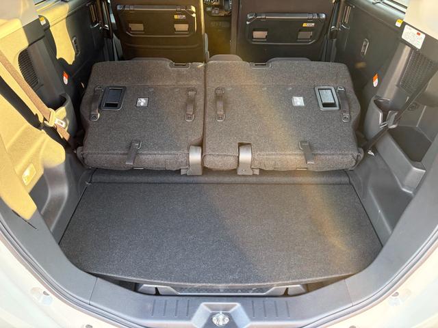 ルーミー カスタムG ユーザー買取/ワンオーナー/LEDヘッド/フォグランプ/衝突軽減装置/クリアランスソナー/純正ナビ/バックカメラ/ETC/フルセグTV/ブルートゥース/シートヒーター/タイヤ4本新品交換付(37枚目)