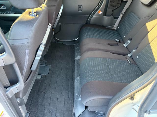 ルーミー カスタムG ユーザー買取/ワンオーナー/LEDヘッド/フォグランプ/衝突軽減装置/クリアランスソナー/純正ナビ/バックカメラ/ETC/フルセグTV/ブルートゥース/シートヒーター/タイヤ4本新品交換付(43枚目)