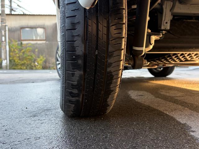 ルーミー カスタムG ユーザー買取/ワンオーナー/LEDヘッド/フォグランプ/衝突軽減装置/クリアランスソナー/純正ナビ/バックカメラ/ETC/フルセグTV/ブルートゥース/シートヒーター/タイヤ4本新品交換付(51枚目)