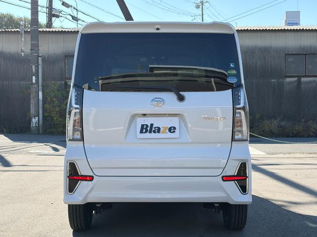 タント カスタムＸセレクション　ＬＥＤヘッド／ＬＥＤフォグランプ／衝突軽減装置／両側パワースライドドア／純正ナビ／バックカメラ／ＥＴＣ／ドライブレコーダー／シートヒーター／クリアランスソナー／運転席ロングスライド機能（5枚目）