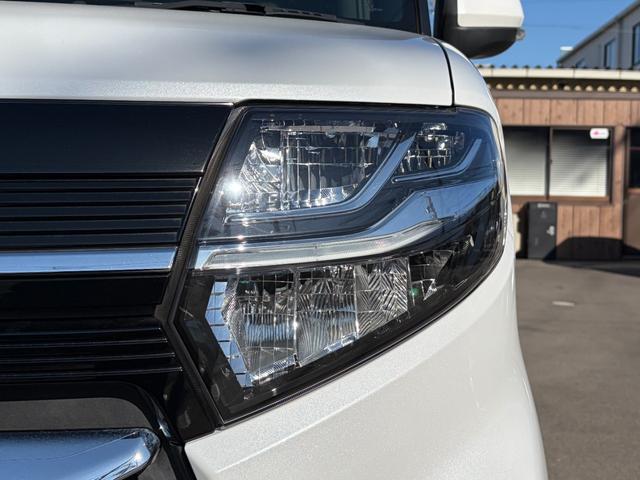 タント カスタムＸセレクション　ＬＥＤヘッド／ＬＥＤフォグランプ／衝突軽減装置／両側パワースライドドア／純正ナビ／バックカメラ／ＥＴＣ／ドライブレコーダー／シートヒーター／クリアランスソナー／運転席ロングスライド機能（10枚目）