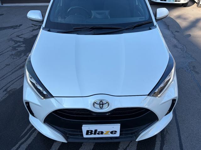 ヤリス Ｚ　６速マニュアル／ＬＥＤヘッド／ＬＥＤフォグ／純正ナビ／バックカメラ／前ドライブレコーダー／シートヒーター／社外１７インチアルミホイール／社外マフラー（10枚目）