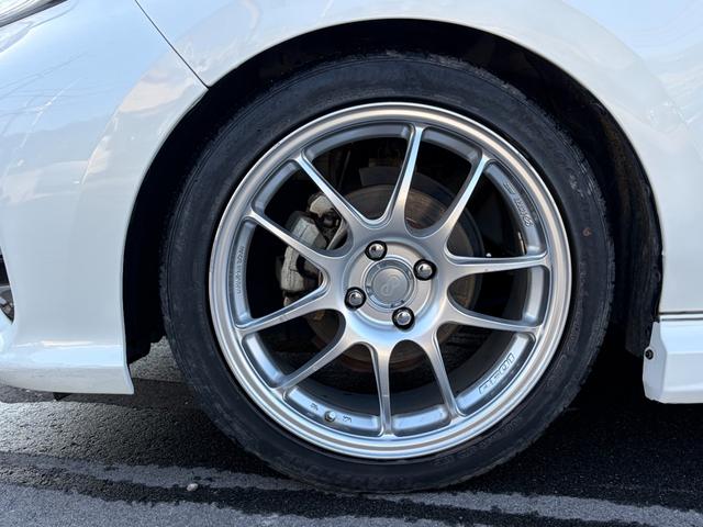 ヤリス Ｚ　６速マニュアル／ＬＥＤヘッド／ＬＥＤフォグ／純正ナビ／バックカメラ／前ドライブレコーダー／シートヒーター／社外１７インチアルミホイール／社外マフラー（42枚目）