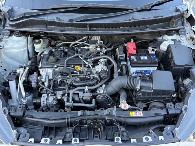 ヤリス Ｚ　６速マニュアル／ＬＥＤヘッド／ＬＥＤフォグ／純正ナビ／バックカメラ／前ドライブレコーダー／シートヒーター／社外１７インチアルミホイール／社外マフラー（51枚目）