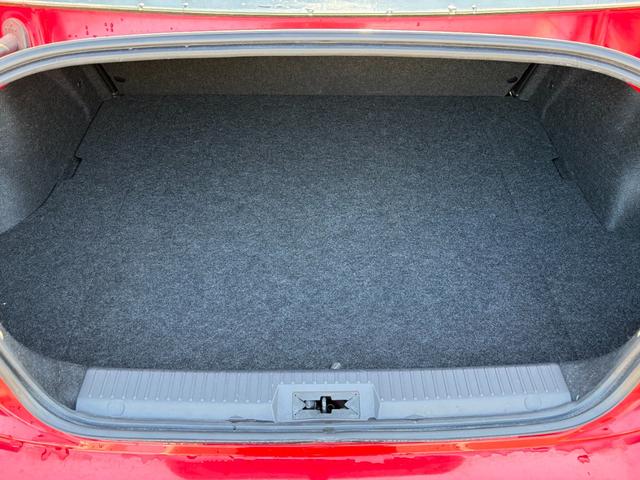 ８６ ＧＴリミテッド　６速マニュアル／ＨＩＤヘッド／ＴＲＤエアロ／ＴＲＤマフラー／革アルカンターラコンビシート／前席シートヒーター／純正ナビ／バックカメラ／ＥＴＣ／トルセンＬＳＤ／リアスポイラー（39枚目）