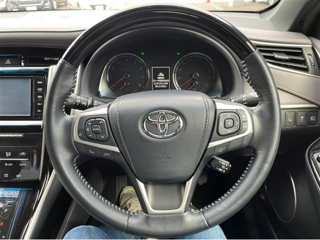 ハリアー トヨタ プレミアム スタイルアッシュ 特別仕様車 純正ナビ バックカメラ スマートキー プッシュスタート ｌｅｄヘッドライト フォグライト パワーバックドア 専用純正アルミホイール ステアリングスイッチ 衝突軽減ブレーキの中古車詳細 中古車検索なら