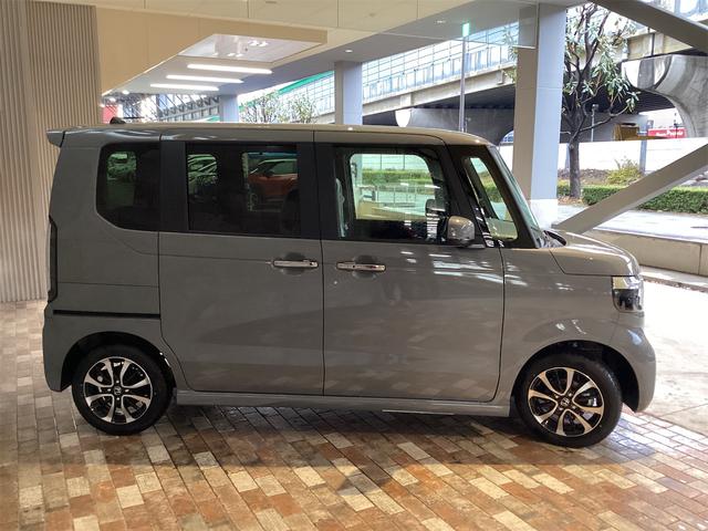ホンダ N-BOXカスタム 4枚目