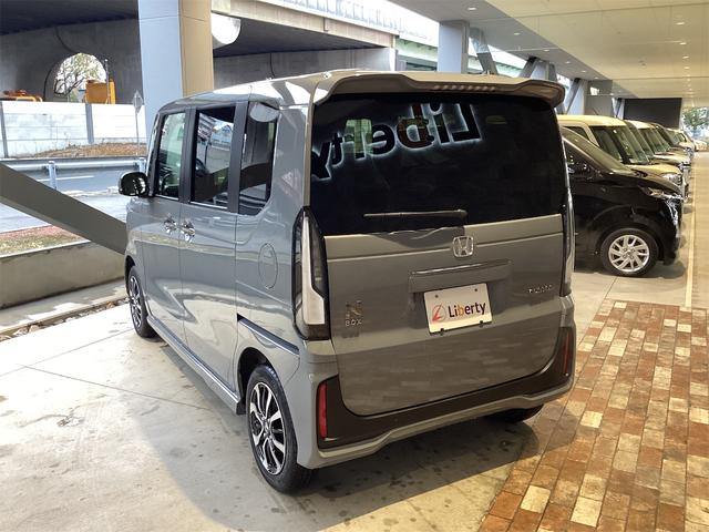 ホンダ N-BOXカスタム 7枚目