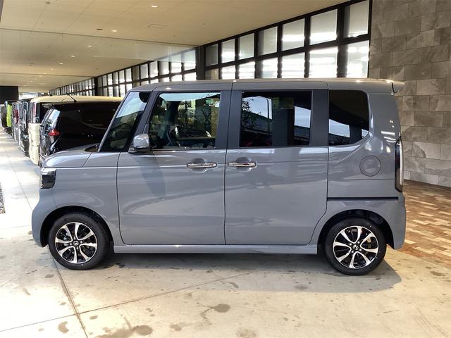 ホンダ N-BOXカスタム 8枚目