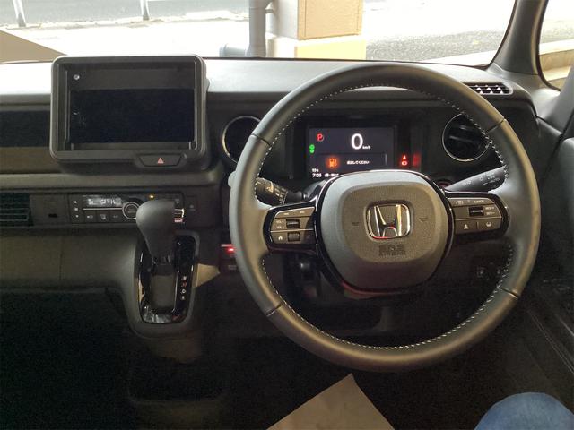 ホンダ N-BOXカスタム 9枚目