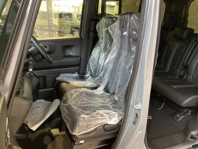 ホンダ N-BOXカスタム 32枚目