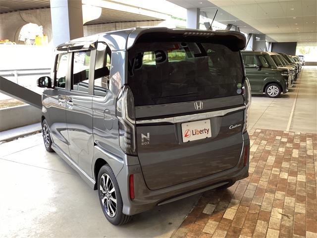 ホンダ N-BOXカスタム 7枚目