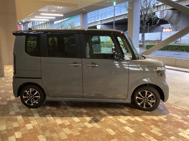 ホンダ N-BOXカスタム 4枚目
