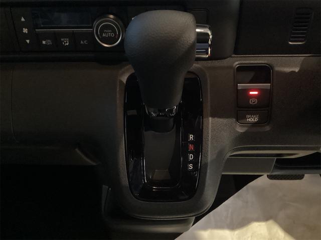 ホンダ N-BOXカスタム 38枚目