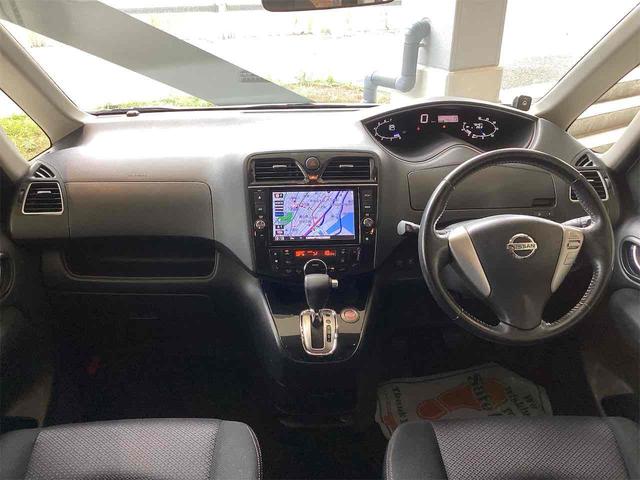 セレナ ハイウェイスター　Ｓ－ハイブリッド　Ｖエアロモード　ＥＴＣ　バックカメラ　ナビ　ＴＶ　クリアランスソナー　オートクルーズコントロール　両側電動スライドドア　ＨＩＤ　スマートキー　アイドリングストップ　電動格納ミラー　後席モニター　３列シート　ＣＶＴ（5枚目）