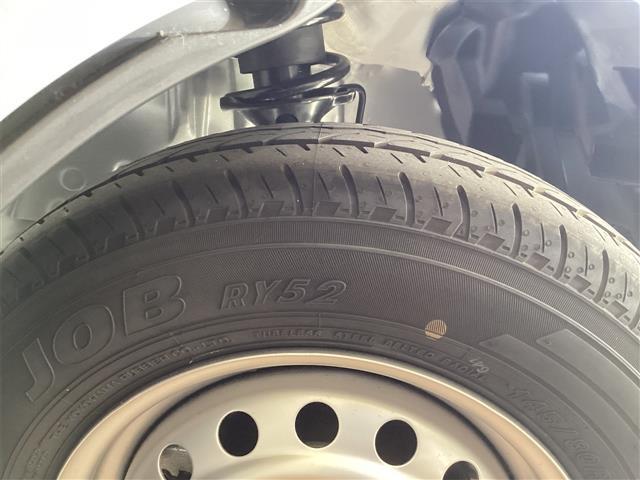 ハイゼットカーゴ ＤＸ　軽バン　ＣＶＴ　衝突被害軽減システム　クリアランスソナー　両側スライドドア　キーレスエントリー　アイドリングストップ　ＥＳＣ　エアコン　パワーウィンドウ　運転席エアバッグ（24枚目）