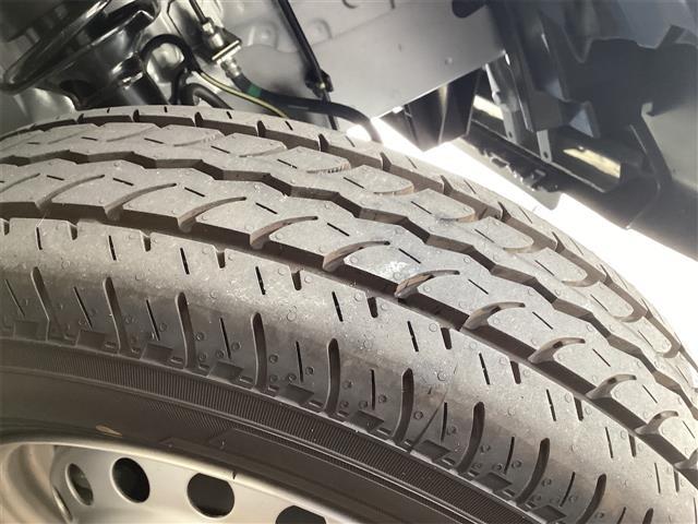 ハイゼットカーゴ ＤＸ　軽バン　ＣＶＴ　衝突被害軽減システム　クリアランスソナー　両側スライドドア　キーレスエントリー　アイドリングストップ　ＥＳＣ　エアコン　パワーウィンドウ　運転席エアバッグ（31枚目）