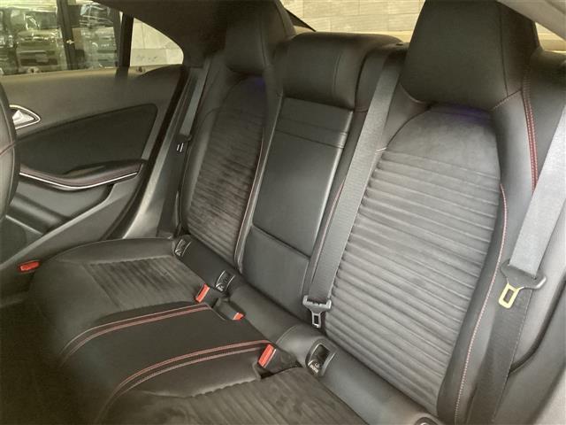 ＣＬＡクラス ＣＬＡ１８０　ＥＴＣ　オートクルーズコントロール　バックカメラ　ナビ　ＴＶ　アルミホイール　オートライト　サンルーフ　ＡＴ　シートヒーター　キーレスエントリー　アイドリングストップ　電動格納ミラー　電動リアゲート（28枚目）