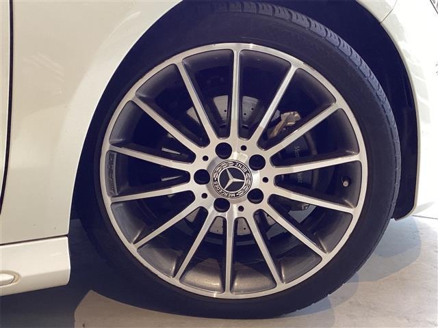 ＣＬＡクラス ＣＬＡ１８０　ＥＴＣ　オートクルーズコントロール　バックカメラ　ナビ　ＴＶ　アルミホイール　オートライト　サンルーフ　ＡＴ　シートヒーター　キーレスエントリー　アイドリングストップ　電動格納ミラー　電動リアゲート（33枚目）