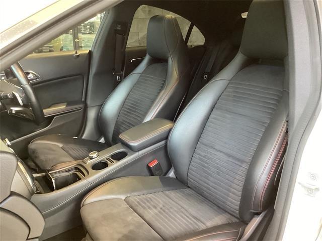 ＣＬＡクラス ＣＬＡ１８０　ＥＴＣ　オートクルーズコントロール　バックカメラ　ナビ　ＴＶ　アルミホイール　オートライト　サンルーフ　ＡＴ　シートヒーター　キーレスエントリー　アイドリングストップ　電動格納ミラー　電動リアゲート（44枚目）