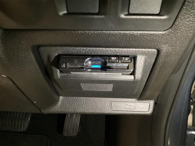 レヴォーグ １．６ＧＴアイサイト　４ＷＤ　ＥＴＣ　バックカメラ　ナビ　ＴＶ　オートクルーズコントロール　レーンアシスト　衝突被害軽減システム　アルミホイール　オートライト　スマートキー　アイドリングストップ　電動格納ミラー　ＣＶＴ（17枚目）