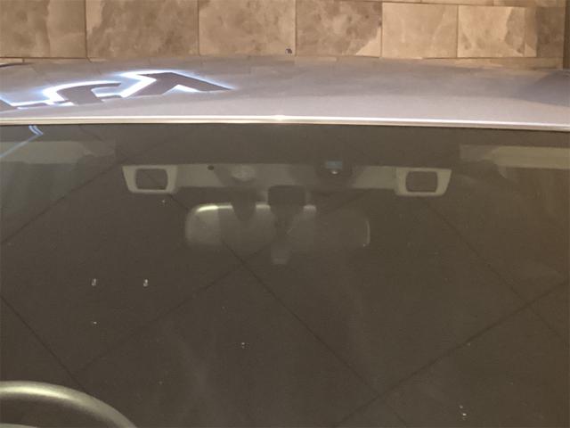 レヴォーグ １．６ＧＴアイサイト　４ＷＤ　ＥＴＣ　バックカメラ　ナビ　ＴＶ　オートクルーズコントロール　レーンアシスト　衝突被害軽減システム　アルミホイール　オートライト　スマートキー　アイドリングストップ　電動格納ミラー　ＣＶＴ（27枚目）