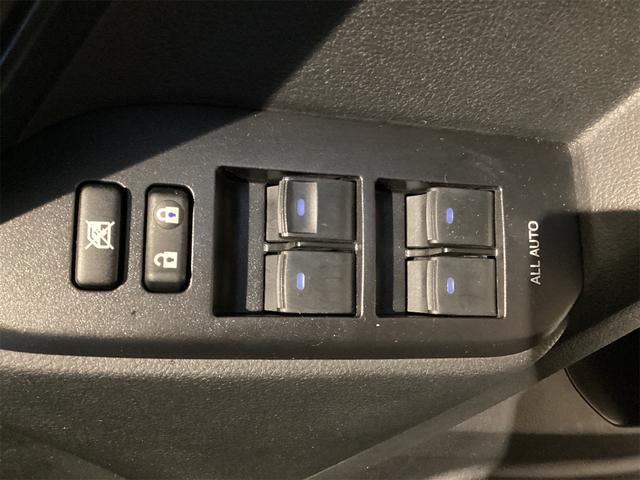ランドクルーザープラド ＴＸ　４ＷＤ　ドライブレコーダー　全周囲カメラ　オートクルーズコントロール　レーンアシスト　衝突被害軽減システム　サンルーフ　ナビ　オートマチックハイビーム　オートライト　ＬＥＤヘッドランプ（34枚目）